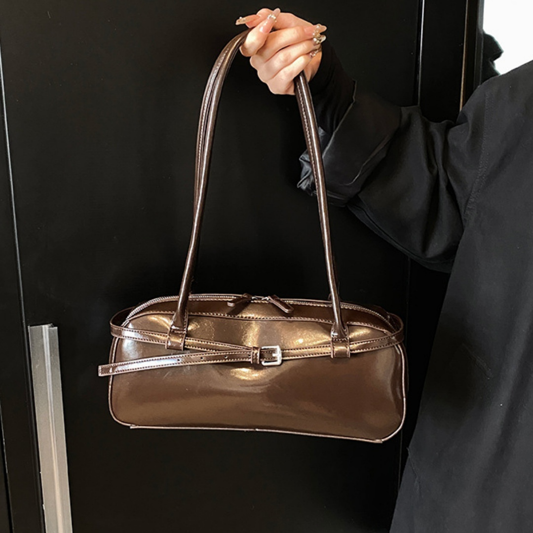 Handtasche für Damen ⎜ Schlanke Schultertasche in Lederoptik für Alltag und Büro