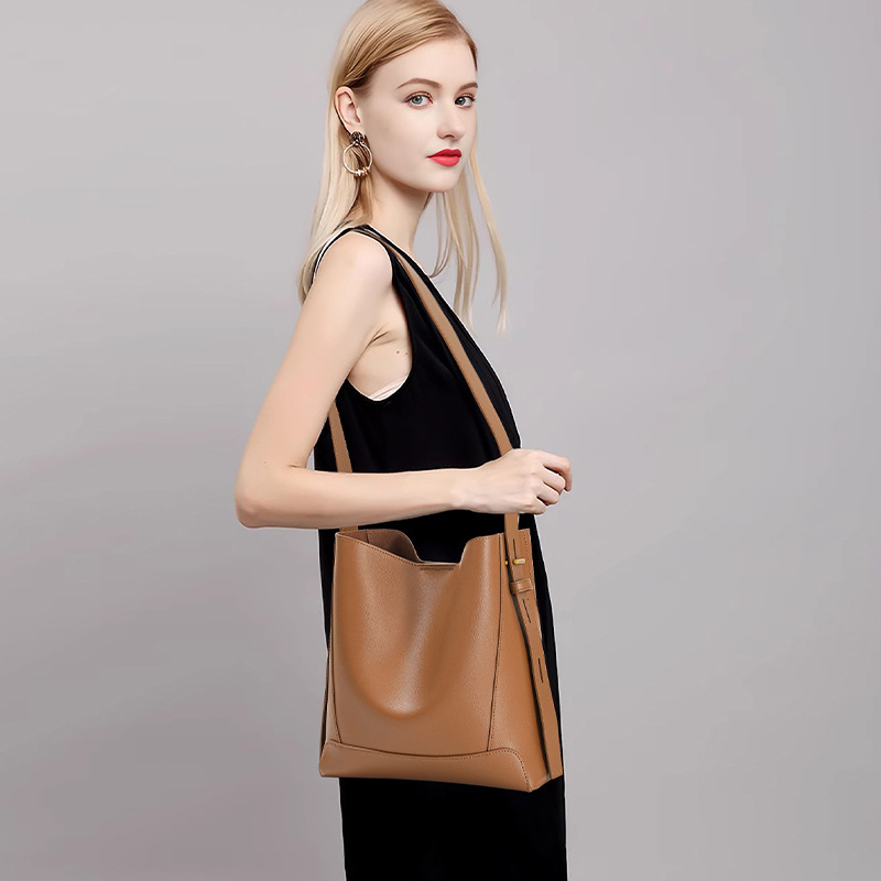 Damen Schultertasche Aus Leder ⎜ Geräumige Bucket Bag Mit Verstellbarem Trageriemen
