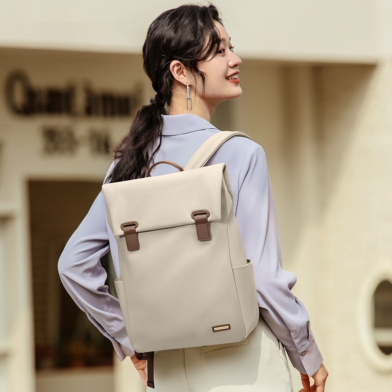 Damen Rucksack mit Klappdeckel ⎜ Großer Tagesrucksack für Freizeit, Pendeln und Reisen