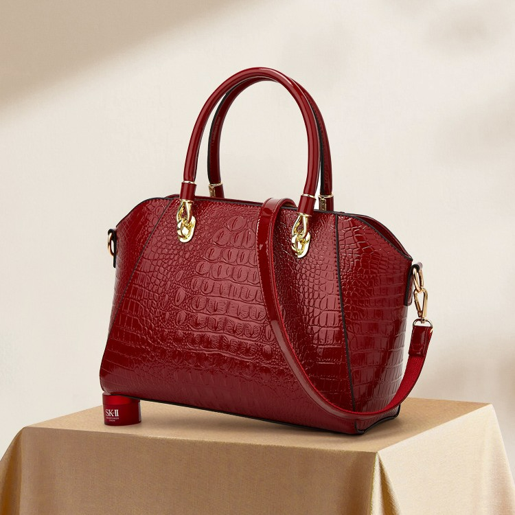 Handtasche für Damen ⎜ Elegante Schultertasche in Krokolederoptik mit Tragegriff und abnehmbarem Riemen für Alltag und Büro