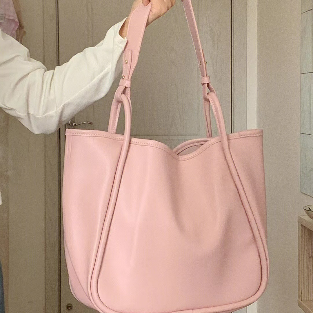 Große Schultertasche für Damen ⎜ Weiches Leder mit geräumigem Innenraum für Alltag und Reisen