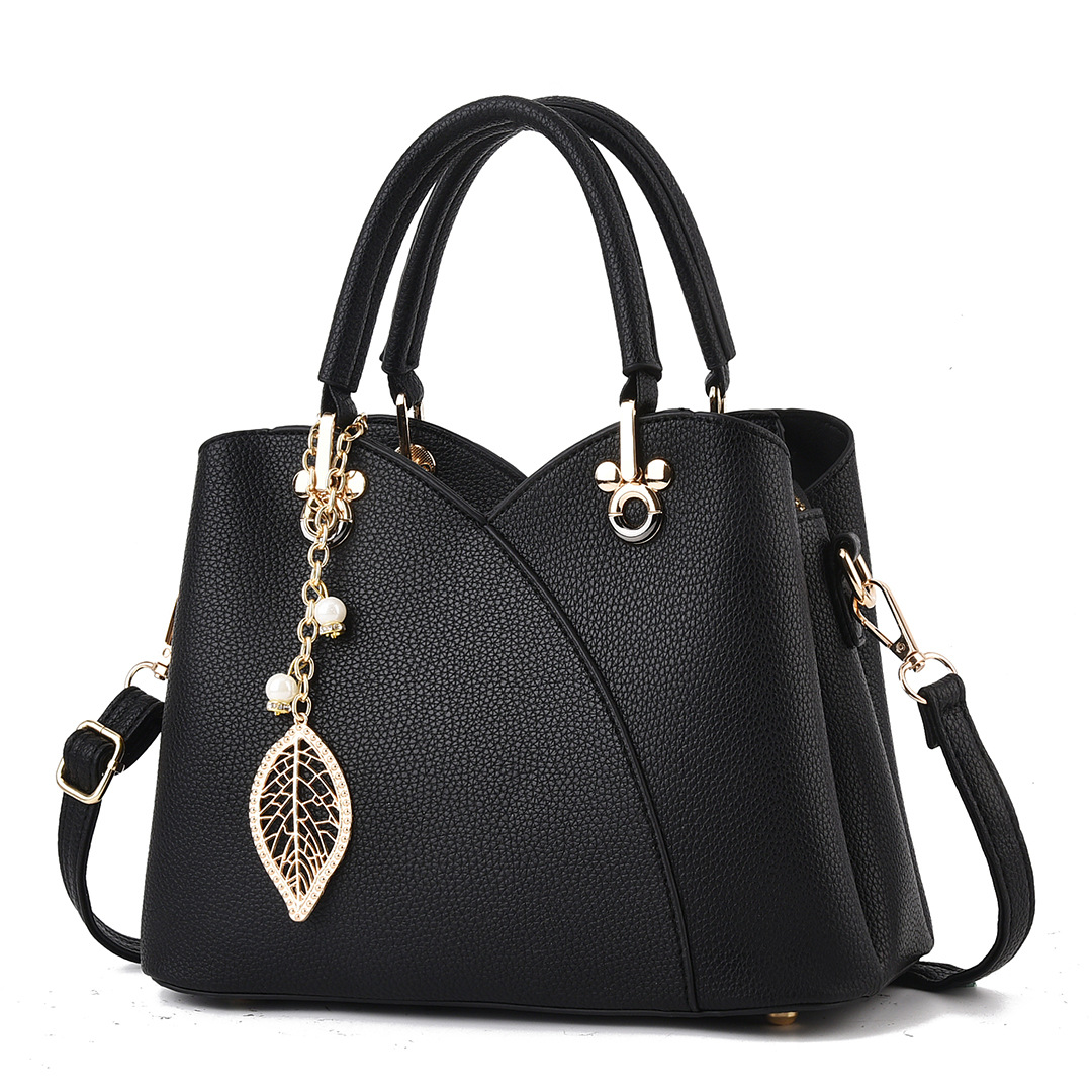 Elegante Damentasche ⎜ Vielseitige Handtasche mit goldenen Akzenten und stilvollem Blattanhänger