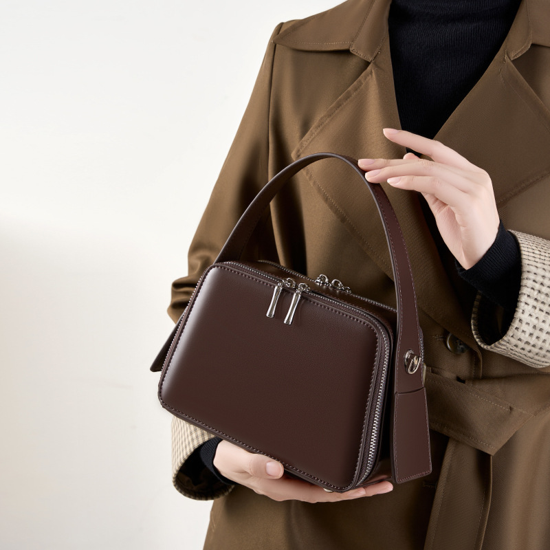 Damen Umhängetasche mit Reißverschluss ⎜ Elegante Handtasche für Büro und Alltag