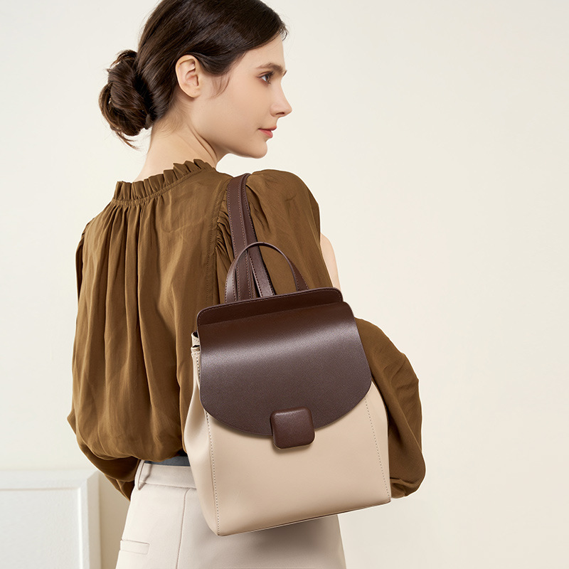 Damen Rucksack aus Kunstleder ⎜ Kompakter Tagesrucksack mit großem Stauraum für Reisen und Alltag