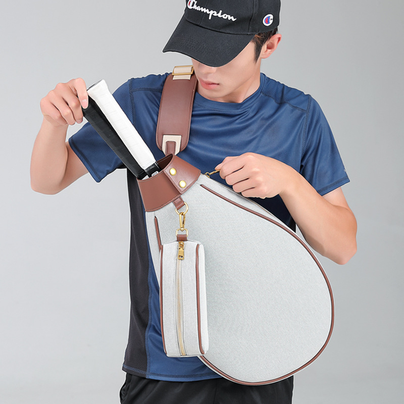 Schlägertasche für Sport ⎜ Geräumige Umhängetasche für Tennis und Badminton