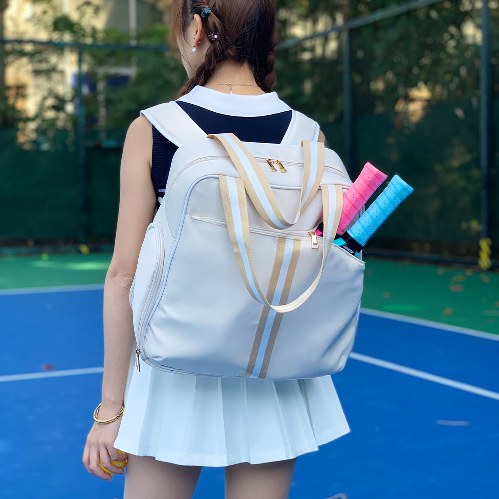 Badminton Rucksack für Damen ⎜ Sportliche Tragetasche mit Schlägerfach und viel Stauraum für Training
