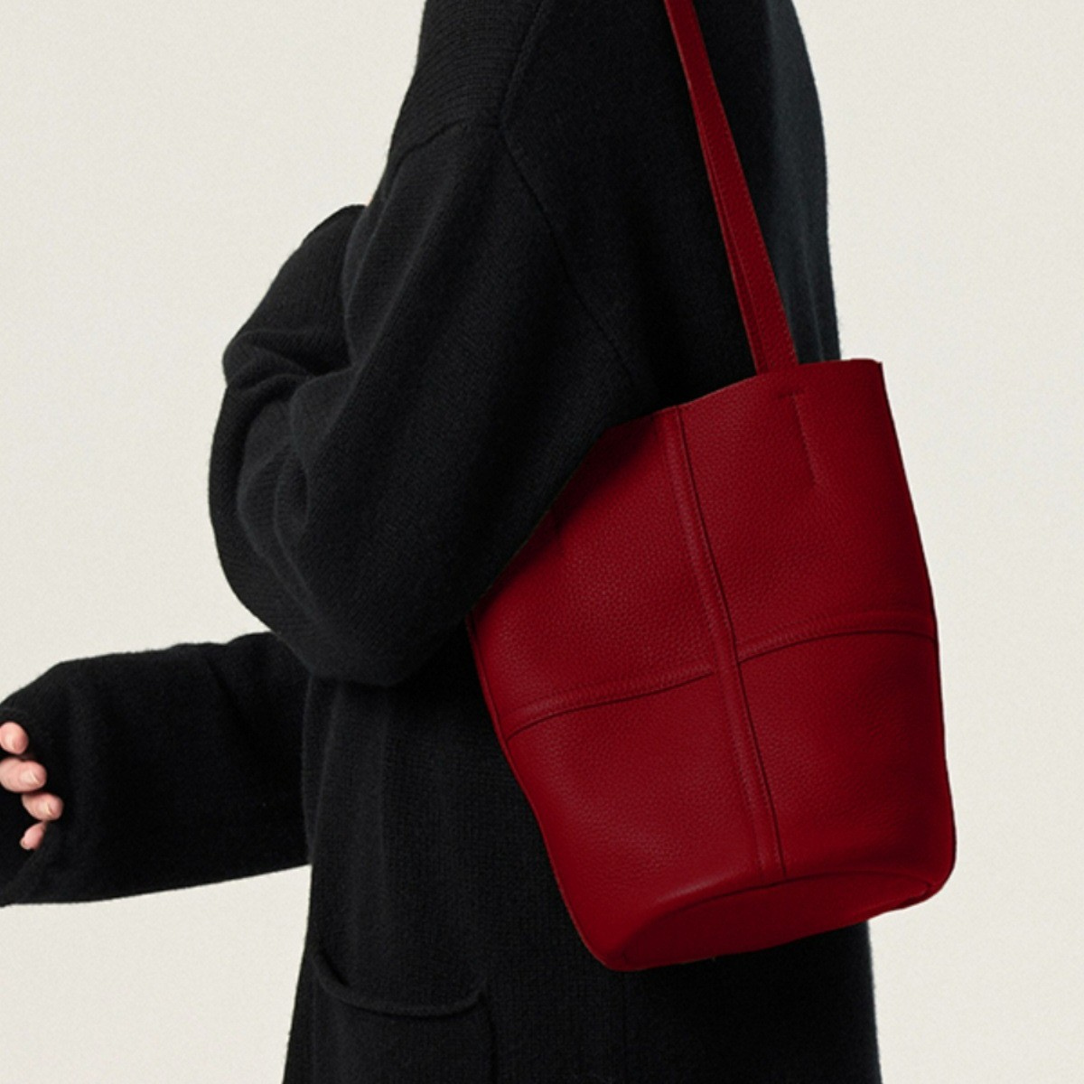 Große Damen Schultertasche ⎜ Modische Umhängetasche mit Viel Stauraum und Zeitlosem Design