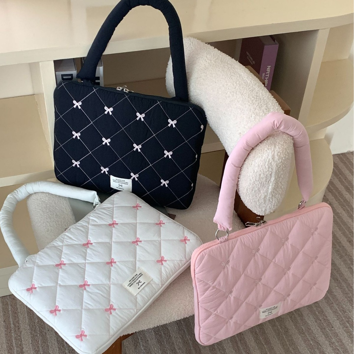 Laptop Tasche für Damen ⎜ Gepolstert und stilvoll mit Griff für Alltag und Büro