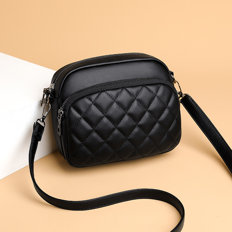 Damen Umhängetasche ⎜ Kompakte Schultertasche mit Steppmuster für Alltag und Freizeitoutfits