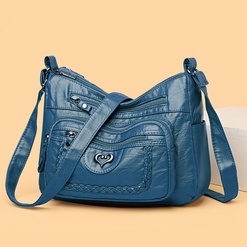 Schultertasche für Damen ⎜ Sommerliche Umhängetasche mit großem Stauraum und stilvollem Herzdetail vorne