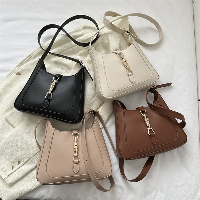 Umhängetasche für Damen ⎜ Schlichte Schultertasche mit dekorativer Schnalle für Alltag und Sommer-Outfits