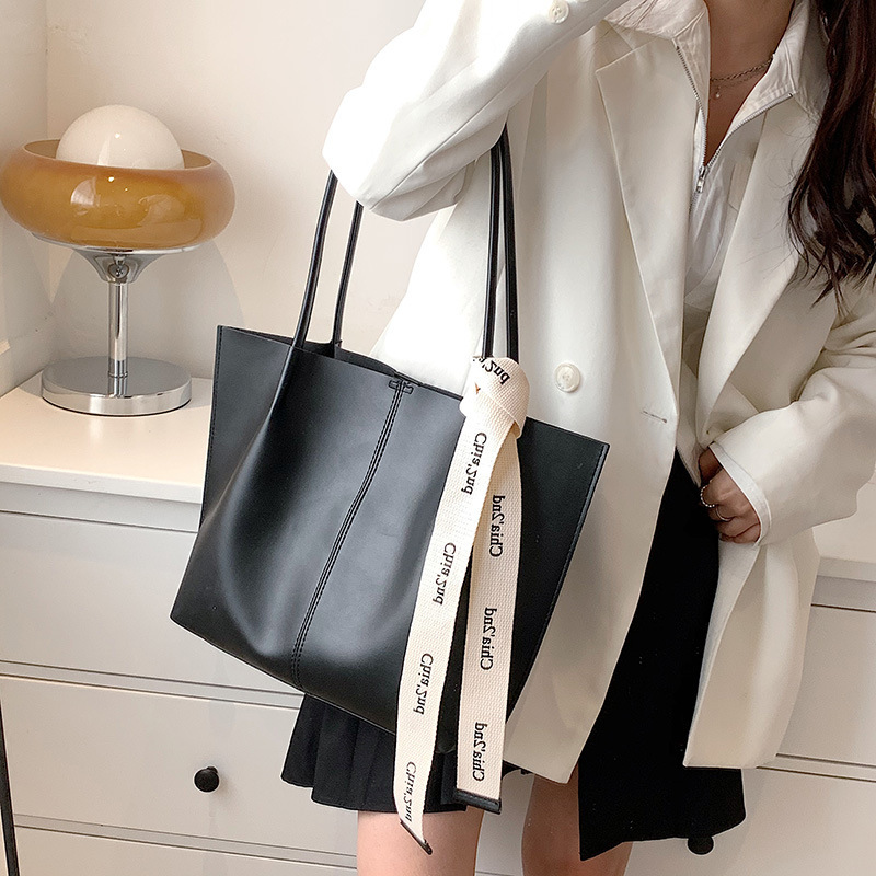 Shopper Tasche für Damen ⎜ Schlichtes Design mit Schulterriemen für Alltag und Büro