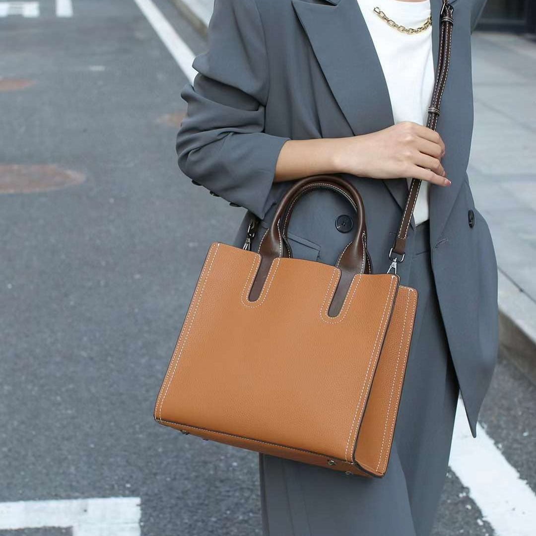 Große Handtasche für Damen ⎜ Stilvolle Schultertasche aus hochwertigem Leder mit viel Stauraum