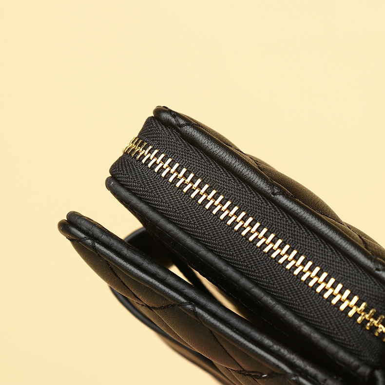 Damen Geldbörse mit Druckknopf ⎜ Kompakte Brieftasche mit Rautensteppung und Münzfach im eleganten Design