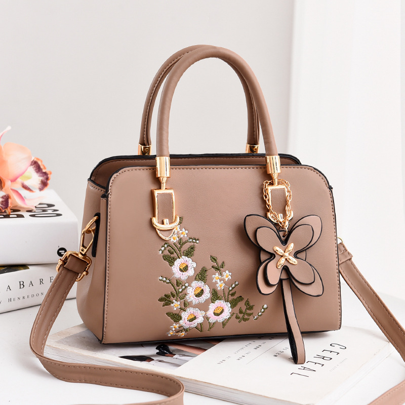 Handtasche für Damen ⎜ Süße Umhängetasche mit Blumenmuster und Schulterriemen