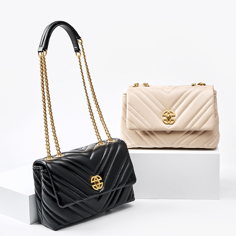 Ketten-Schultertasche für Damen ⎜ Elegantes Karomuster mit goldfarbenem Verschluss und verstellbarem Tragegurt