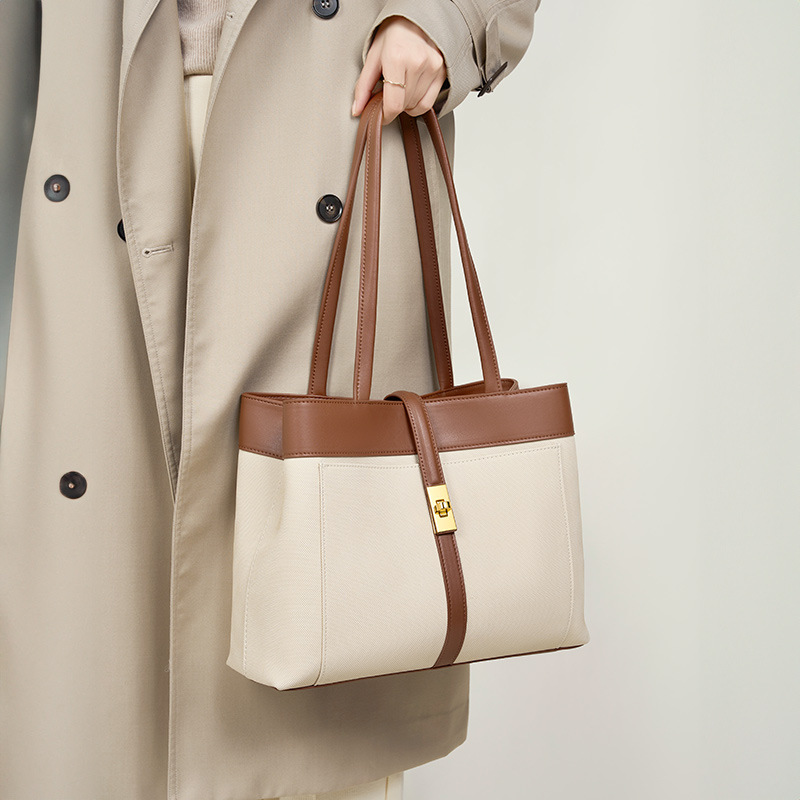 Handtasche für Damen ⎜ Zweifarbige Schultertasche mit Schnallendetail und viel Stauraum für Alltag und Büro