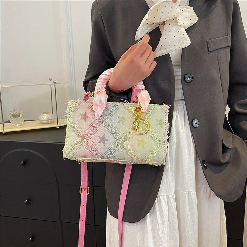 Handtasche für Damen ⎜ Modische Denim-Tasche mit Sternenmuster und Schulterriemen für Alltag und Freizeit