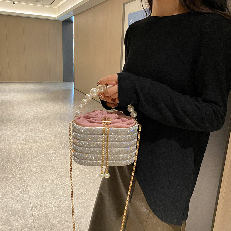 Abendtasche für Damen ⎜ Elegante Perlenhenkel-Bag mit Glitzerdesign für Party, Dinner und besondere Anlässe