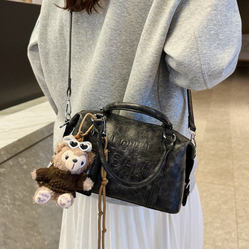 Damen Handtasche ⎜ Modische Umhängetasche mit verstellbarem Schulterriemen und geräumigem Innenfach