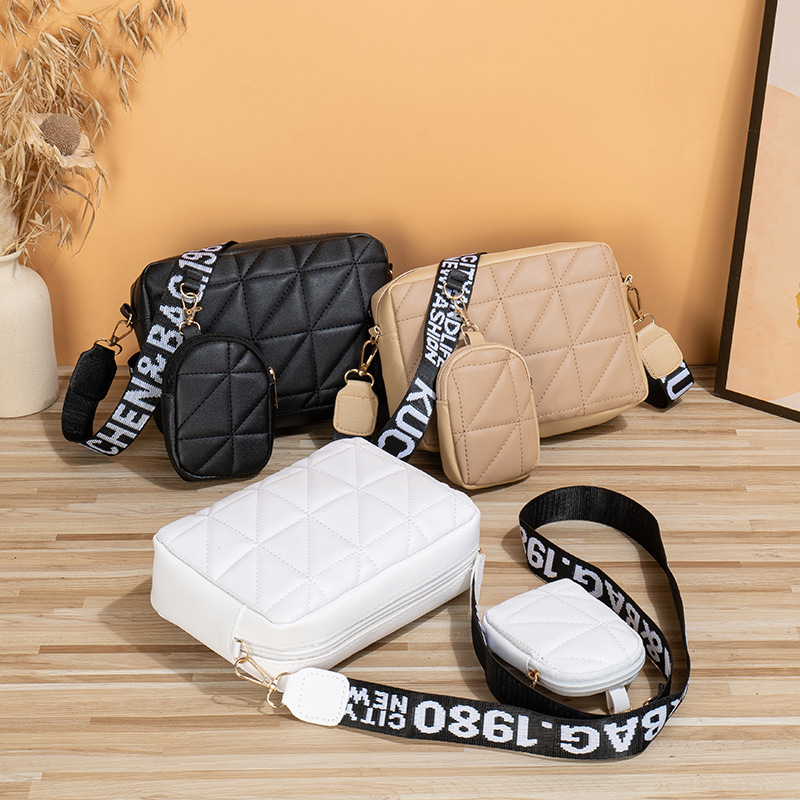 Damen Umhängetasche Set ⎜ Zweiteilig mit Steppdesign und Breitem Schulterriemen