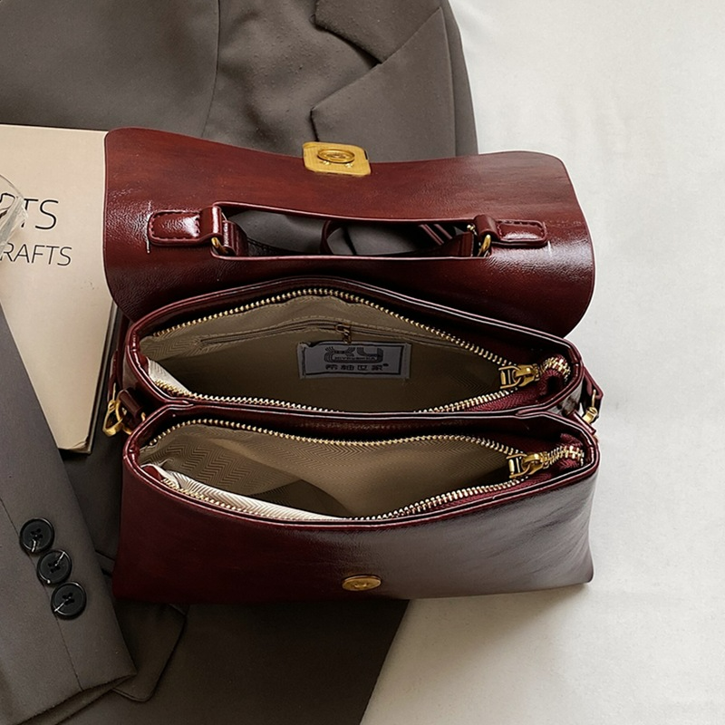 Handtasche für Damen ⎜ Elegante Schultertasche mit Schloss-Detail