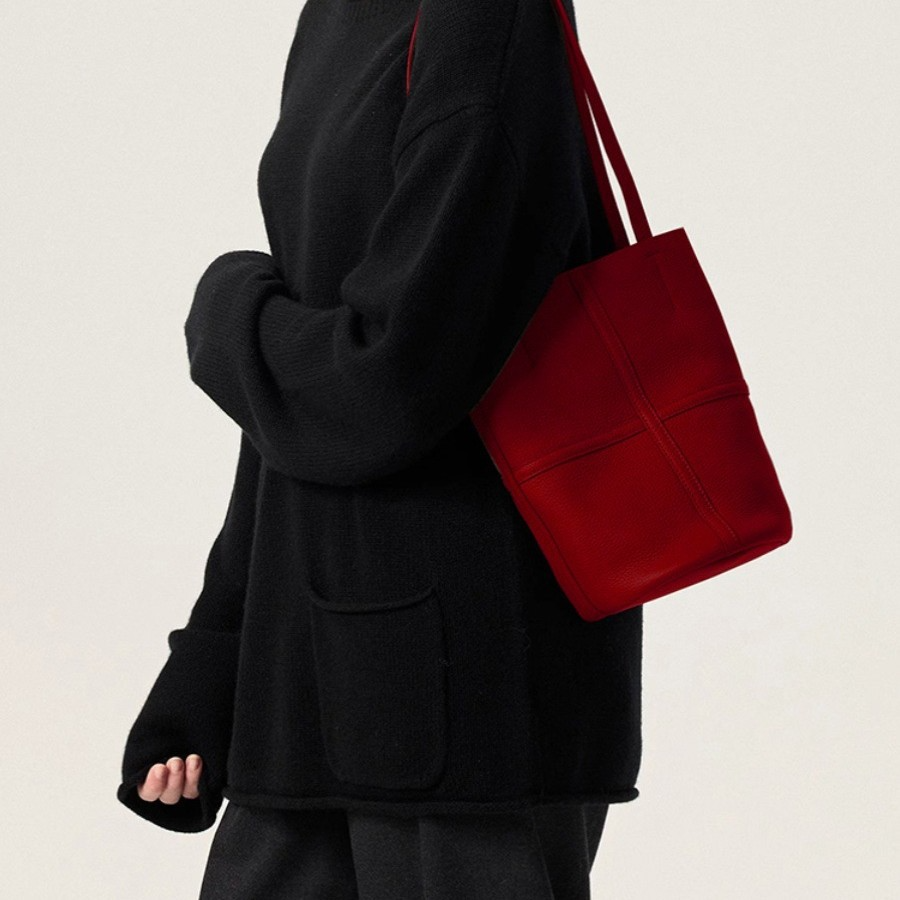 Große Damen Schultertasche ⎜ Modische Umhängetasche mit Viel Stauraum und Zeitlosem Design
