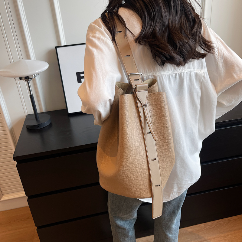 Damen Schultertasche ⎜ Retro Stil mit Großem Fassungsvermögen und Verstellbarem Trageriemen
