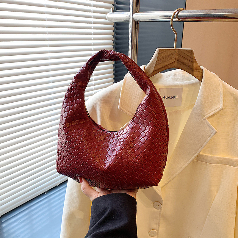 Modische Schultertasche für Damen ⎜ Stilvolle Handtasche im Modernen Schlangenleder-Look