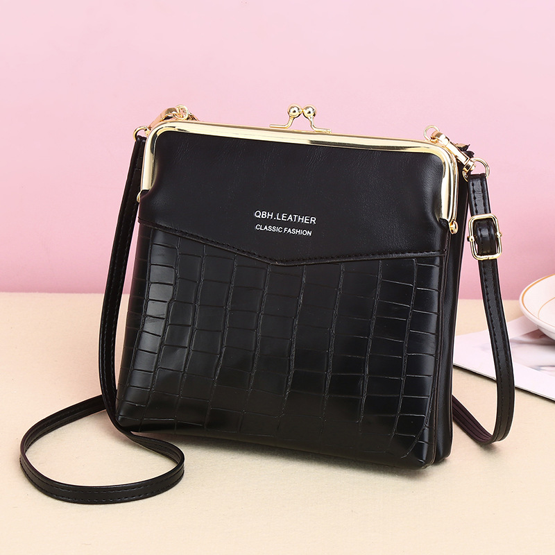 Umhängetasche für Damen im Retro-Stil ⎜ Schultertasche mit Krokoprägung und Metallverschluss für Alltag und Ausgehen