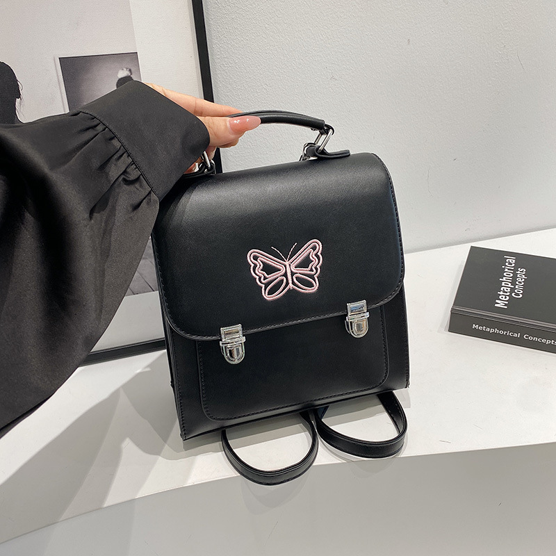Rucksack für Damen ⎜ Modischer Alltagsrucksack mit Schmetterlings-Applikation und praktischem Design