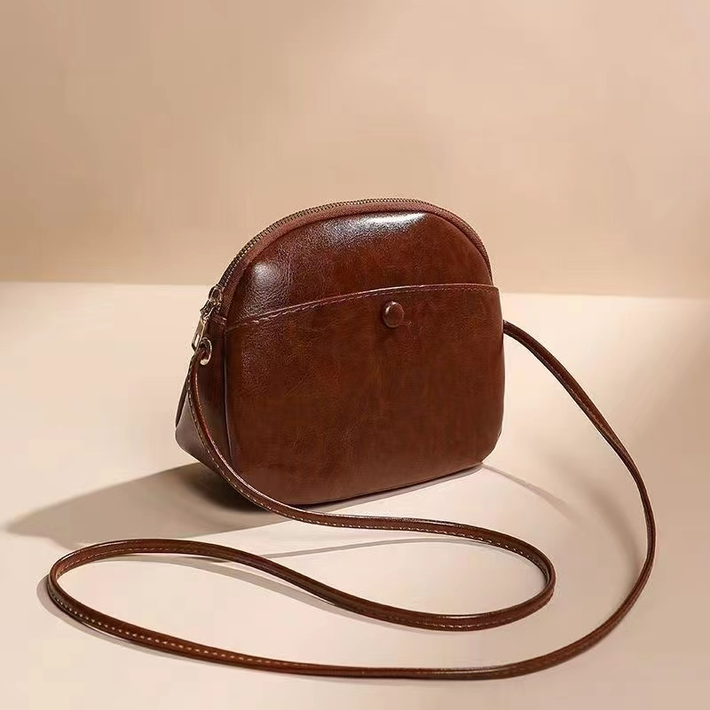 Damen Umhängetasche ⎜ Stilvolle Tasche mit Retro-Design und weichem Material für Alltag und Events