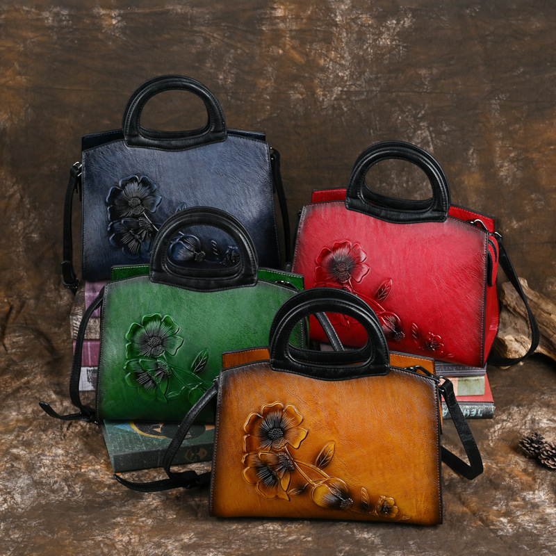 Handtasche für Damen ⎜ Elegante Tragetasche mit Blumenprägung und großem Stauraum für Alltag und besondere Anlässe