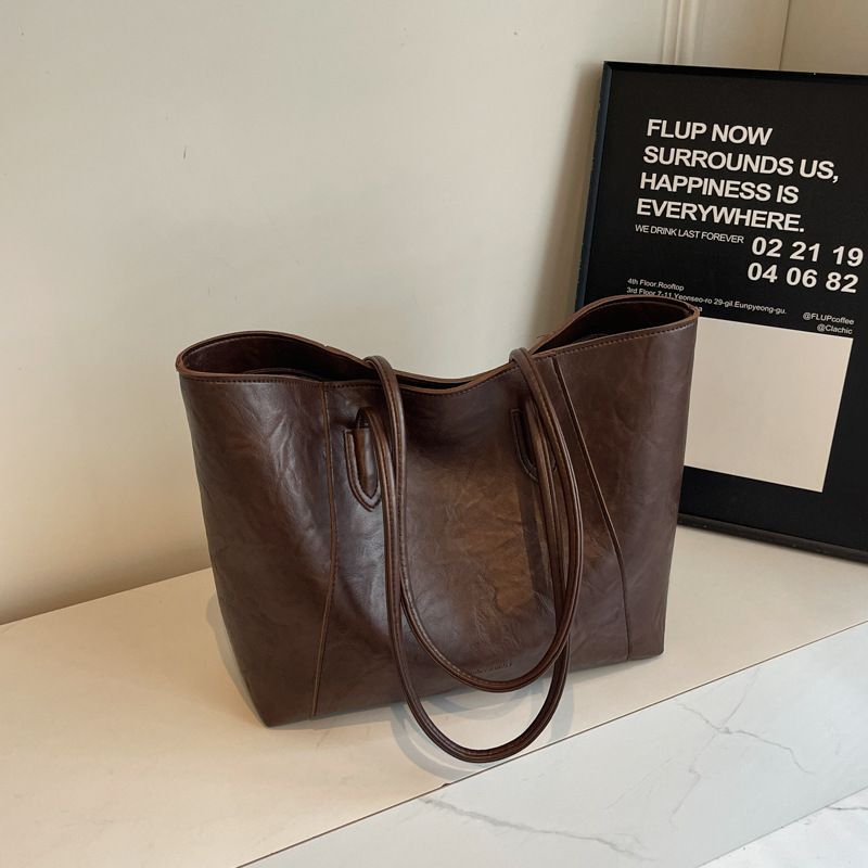 Große Umhängetasche für Damen ⎜ Elegante Tote Bag mit Geräumigem Innenraum und Robusten Griffen