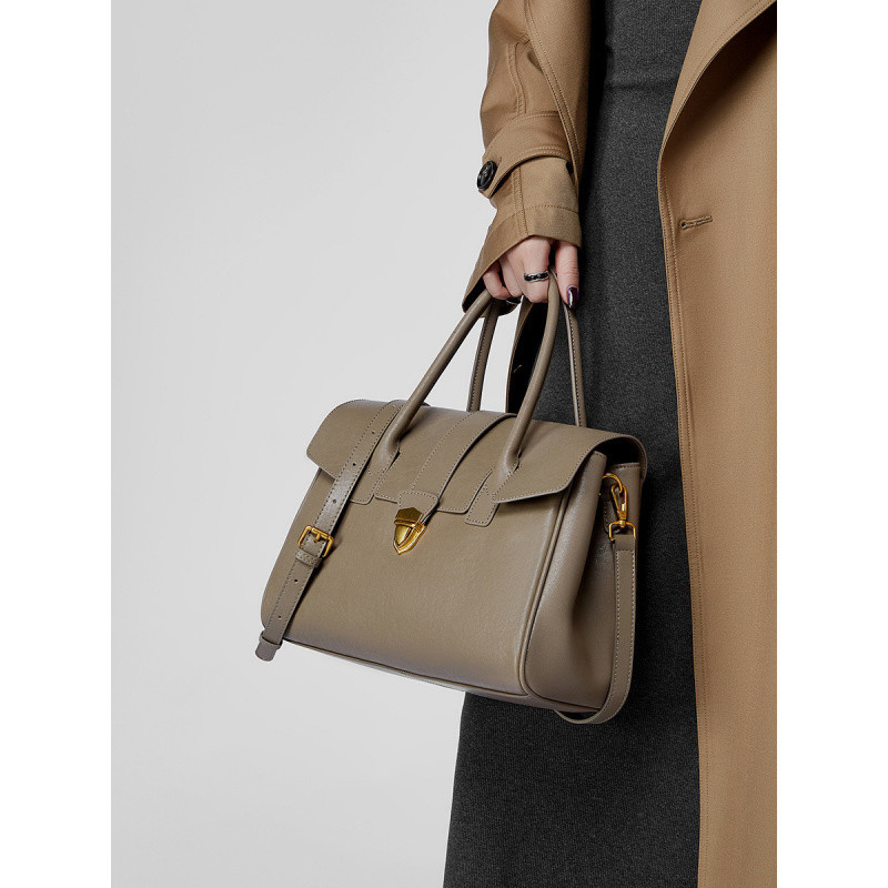 Leder Aktentasche für Damen ⎜ Geräumige Tragetasche im Retro-Stil mit Schultergurt für Alltag und Büro