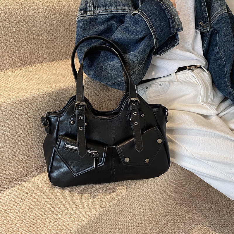 Schultertasche für Damen ⎜ Geräumige Handtasche im Retro-Stil mit aufgesetzten Fächern für den Alltag