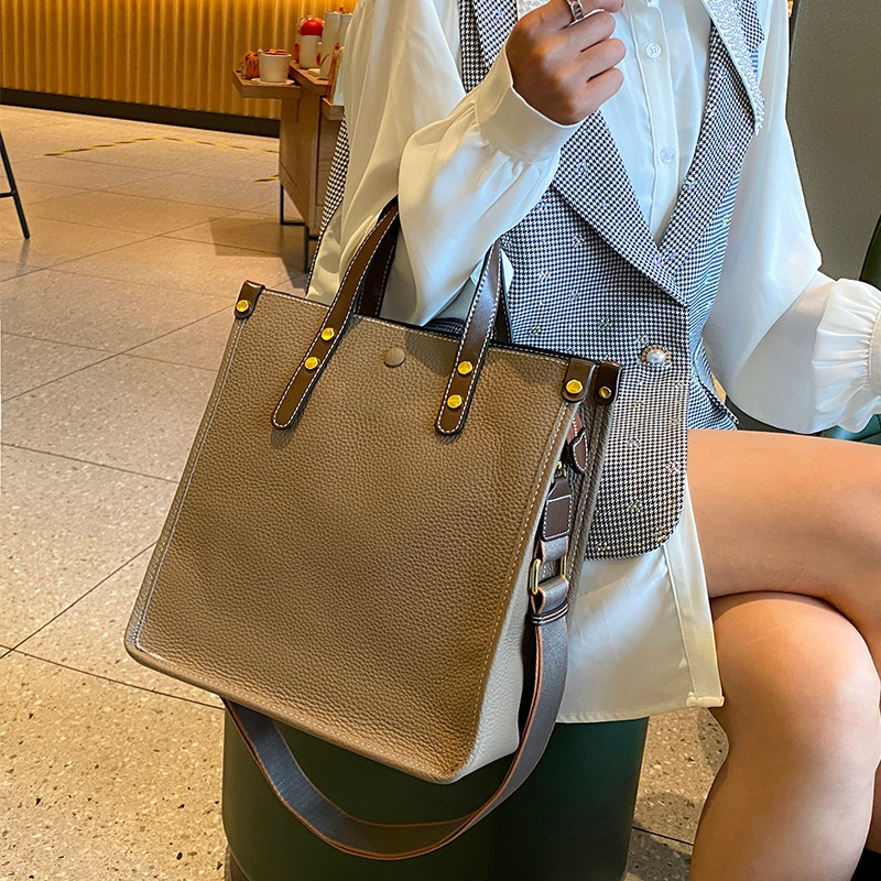 Business Handtasche für Damen ⎜ Große Ledertasche mit Schulterriemen und stabilem Griff