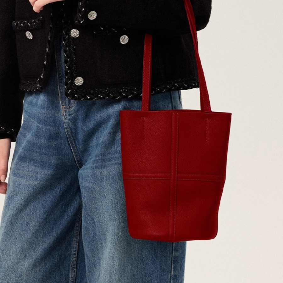 Große Damen Schultertasche ⎜ Modische Umhängetasche mit Viel Stauraum und Zeitlosem Design