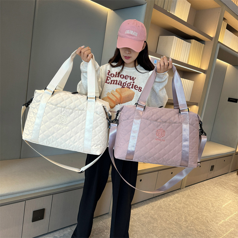 Damen Reisetasche Mit Steppmuster ⎜ Leichte Crossbody Bag Für Alltag Und Kurztrips