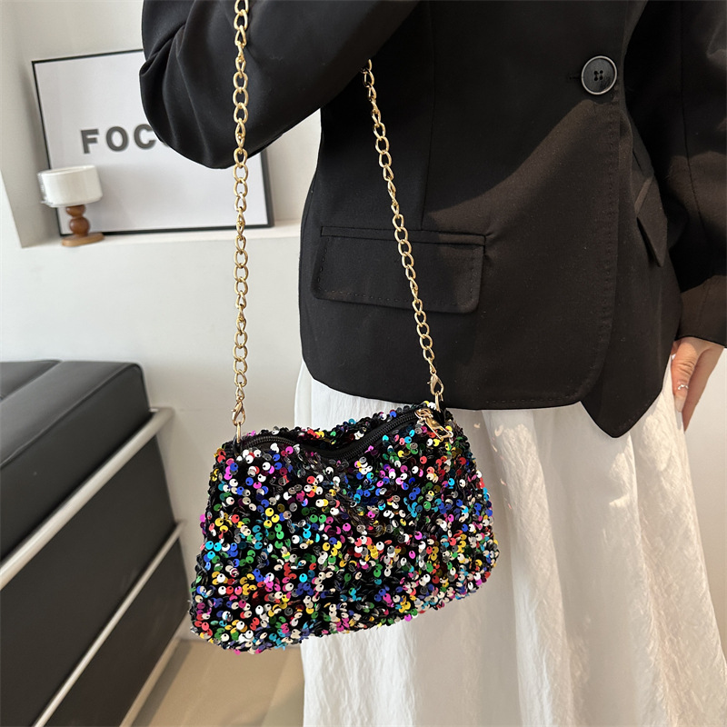 Abendtasche für Damen ⎜ Glänzende Schultertasche mit Pailletten und goldener Kette für stilvolle Anlässe