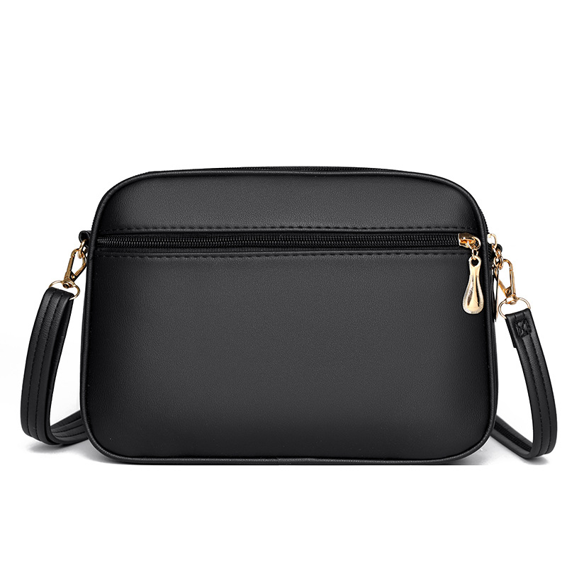 Umhängetasche für Damen ⎜ Schlichte Schultertasche mit Krokoprägung und leichtem Design für Alltag und Freizeit