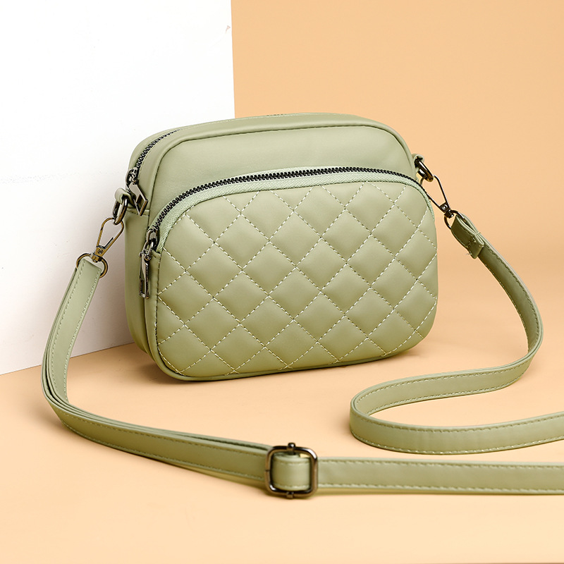 Damen Umhängetasche ⎜ Kompakte Schultertasche mit Steppmuster für Alltag und Freizeitoutfits