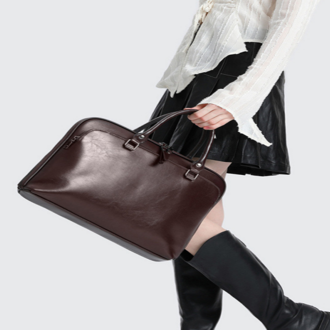 Laptoptasche für Herren ⎜ Schlichte Aktentasche aus Leder mit großem Stauraum und doppeltem Tragegriff