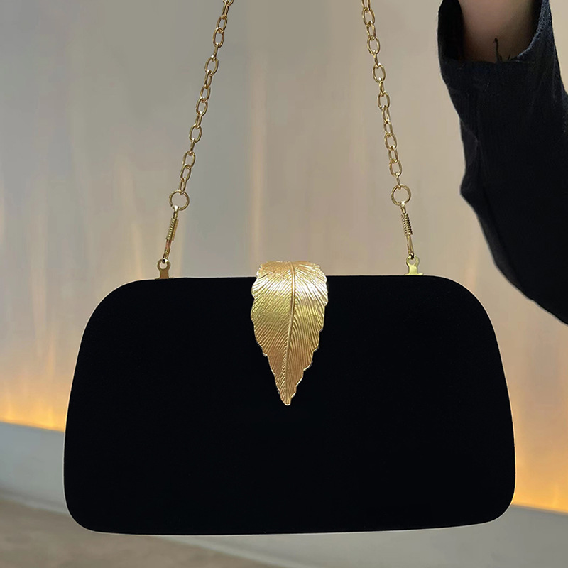 Clutch für Damen ⎜ Minimalistische Abendtasche mit Blattverschluss für Dinnerpartys und festliche Anlässe