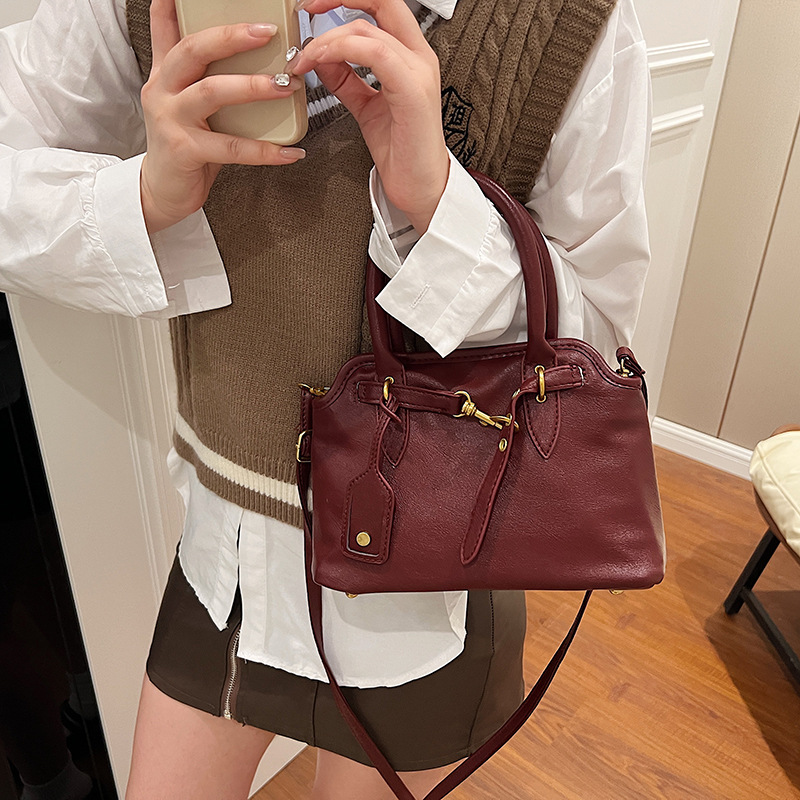 Handtasche für Damen ⎜ Retro-Boston-Bag mit großem Stauraum und festen Henkeln für Alltag und Büro
