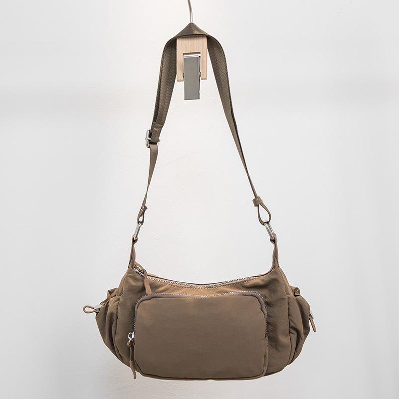 Nylon Umhängetasche für Damen ⎜ Lässige Schultertasche mit Reißverschluss und praktischen Außentaschen