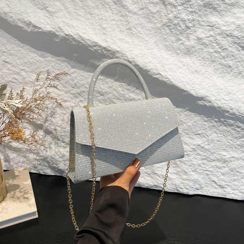 Glitzernde Handtasche für Damen ⎜ Elegante Clutch im modernen Design mit funkelnden Strasssteinen