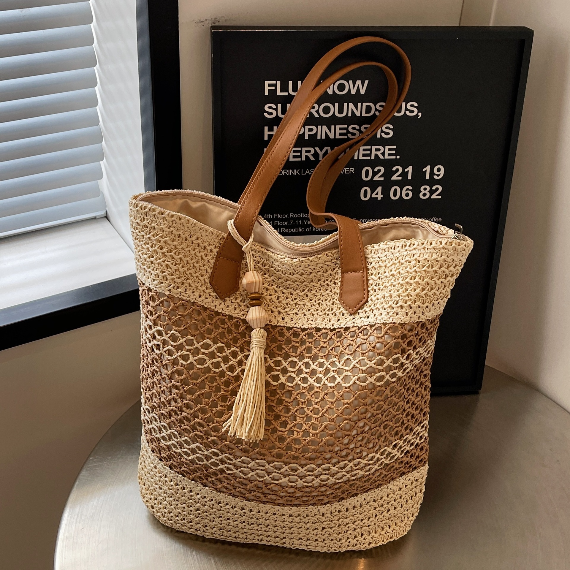 Strohtasche Damen ⎜ Leichte Strandtasche mit Fransen, Großes Fassungsvermögen für Sommer und Urlaub