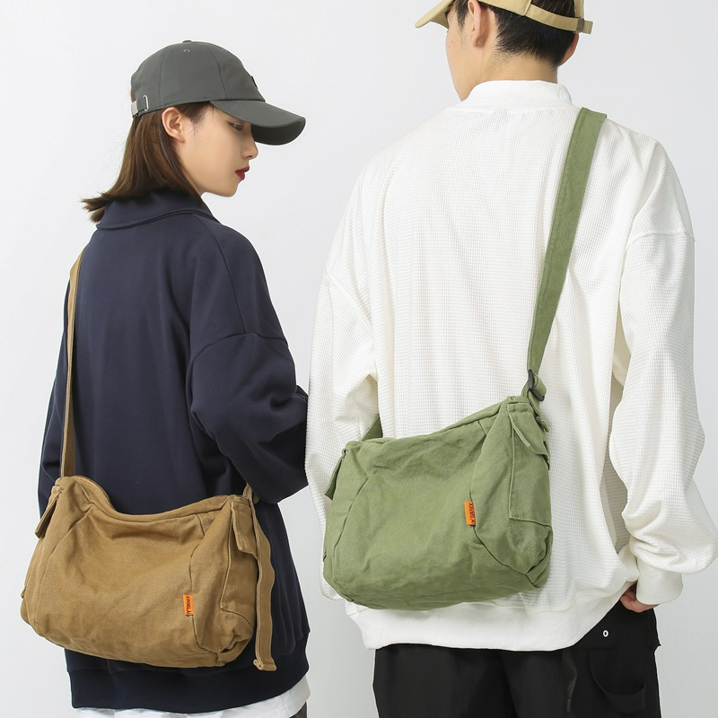 Damen Umhängetasche aus Canvas ⎜ Lässige Schultertasche mit großem Stauraum für Alltag und Freizeit