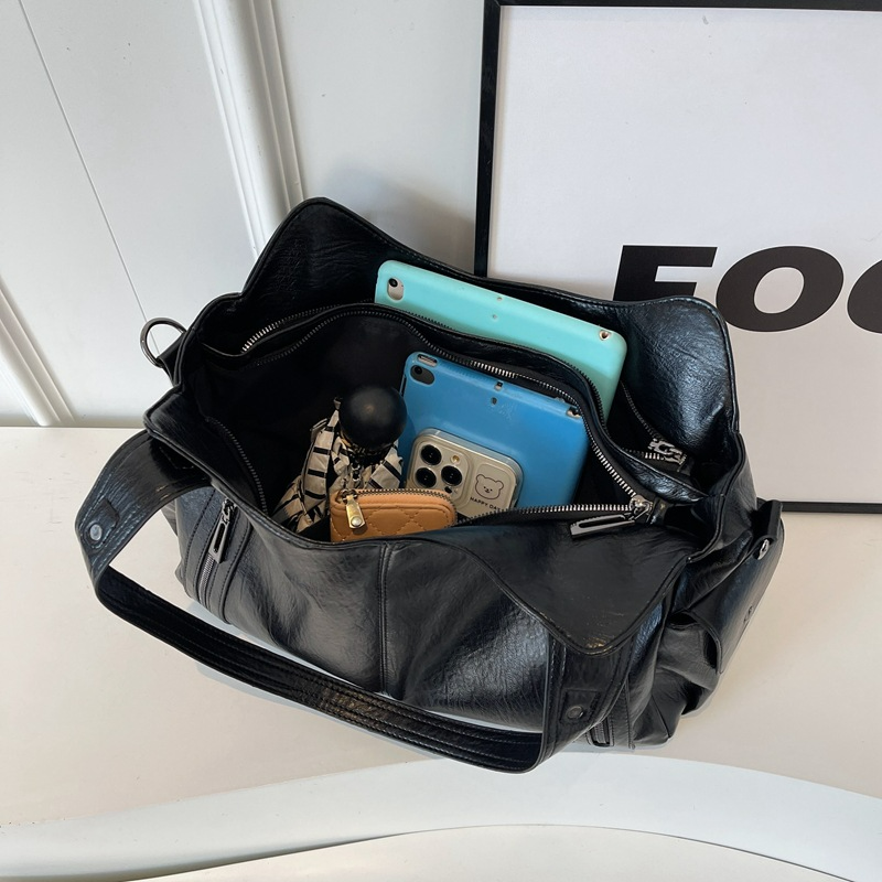 Handtasche für Damen ⎜ Klassische Schultertasche in Lederoptik mit Reißverschlusstaschen für Alltag und Freizeit